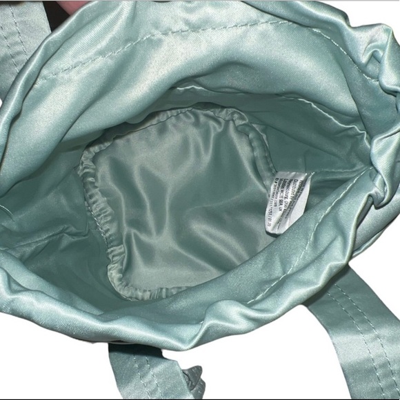 VICTORIA SECRET PINK BUCKET BAG - Picture 5 of 7